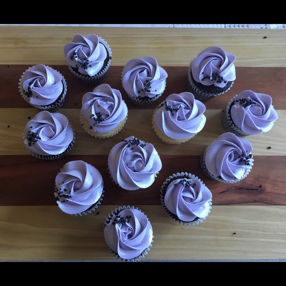 MEET YOUR SELLER ๐ - Picture 3 of 6